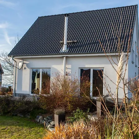 Holiday home Lenneweg 7 *