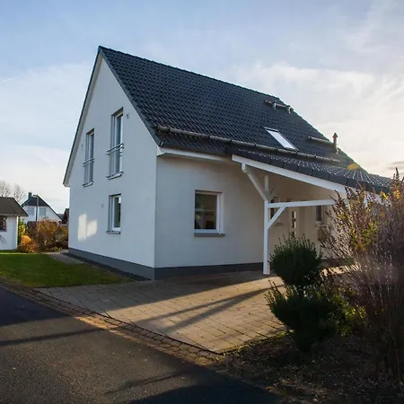 Lenneweg 7 Holiday home